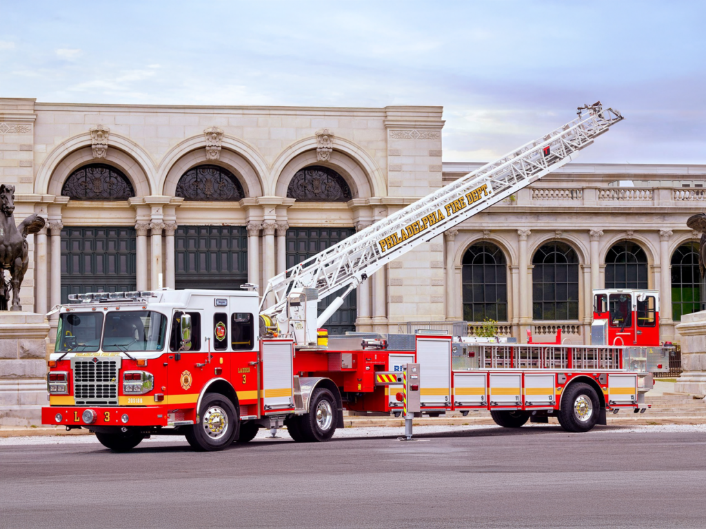Philadelphia 105 Tractor Drawn aerial with ladder up