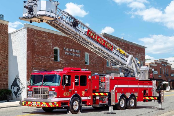 2023 Spartan Gladiator / 2024 Smeal CC-100PL 100' S-100R3PL988 RMP S5370